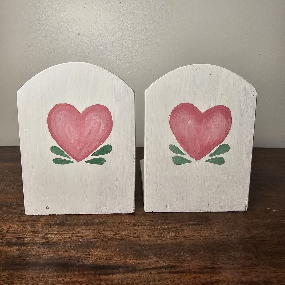 Hand Painted Wooden Heart Bookends Set of 2 White Pink Cottage Nursery Decor